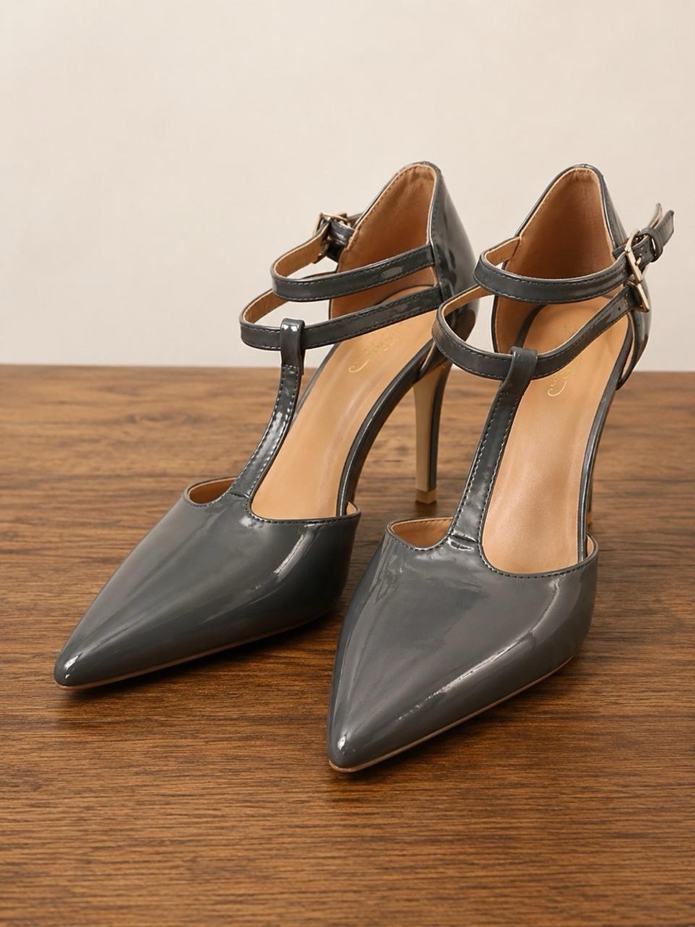 Journee Collection Gray Patent T-Strap Pointed Heels